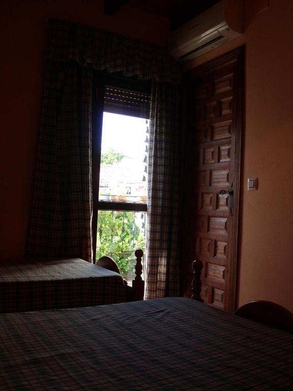 Pension Barrio Fuenteheridos Rum bild